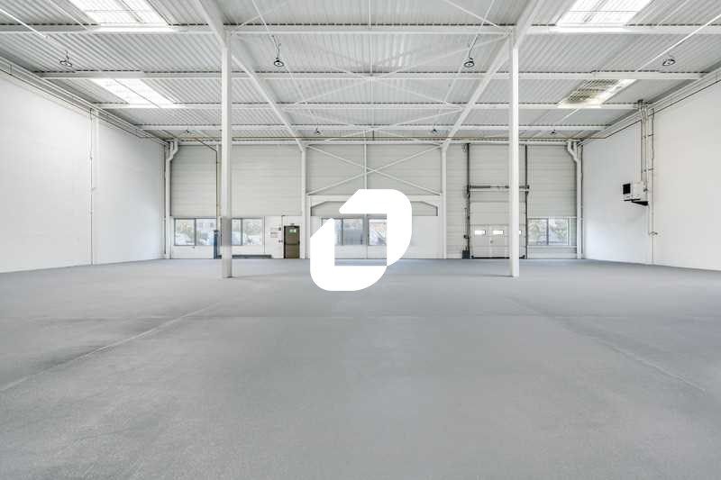 Situé au Blanc-Mesnil, à proximité des aéroport R