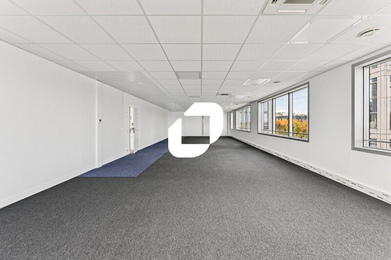 À deux pas du RER B - Parc des Expositions, IMMPR