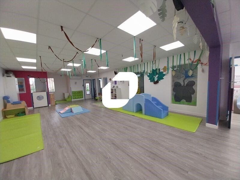 RARE SUR LE SECTEUR ! Sur un terrain d'environ 60