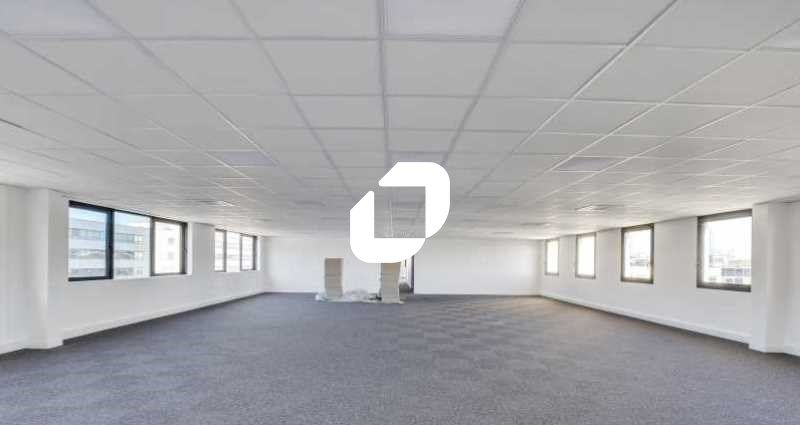 IMMPROVE vous propose 2 174 m² divisibles à parti