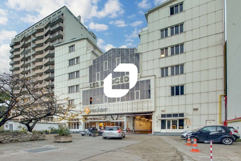 Immprove vous propose, en plein centre-ville de V