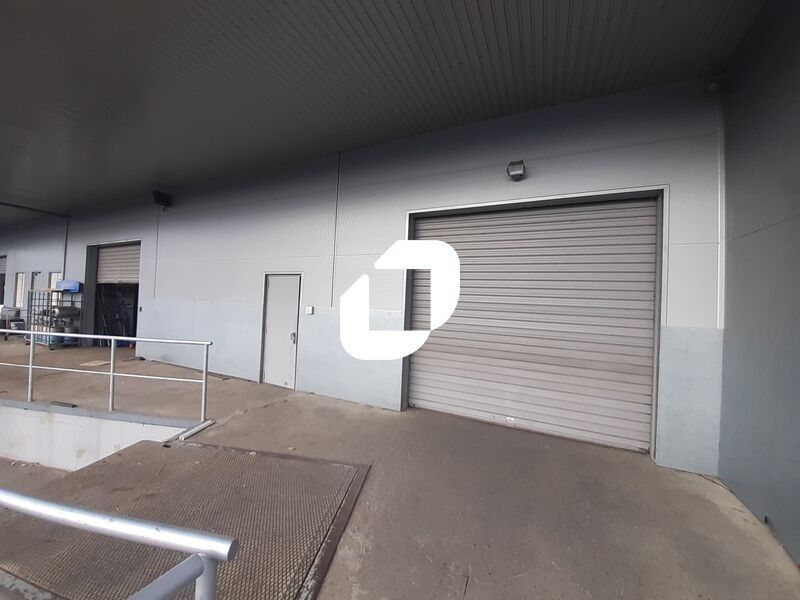 Situé à Sucy-en-Brie, à proximité du RER A statio