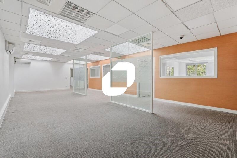 A toute proximité des métros « La Motte-Picquet G