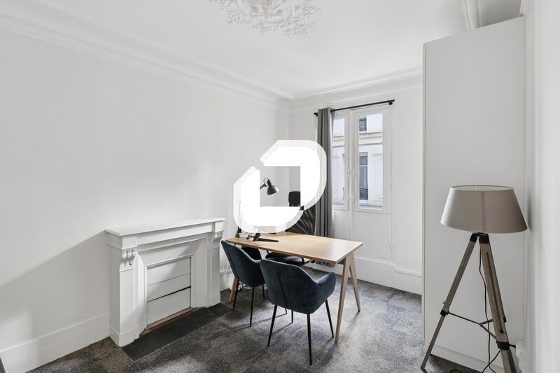 À proximité immédiate du Champ-de-Mars, IMMPROVE 