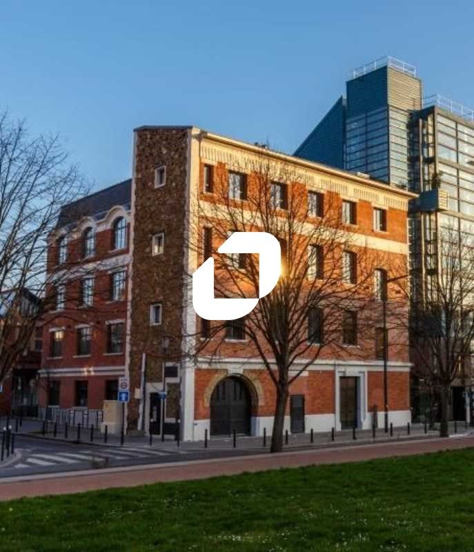 A la Plaine Saint Denis, dans un très bel immeubl