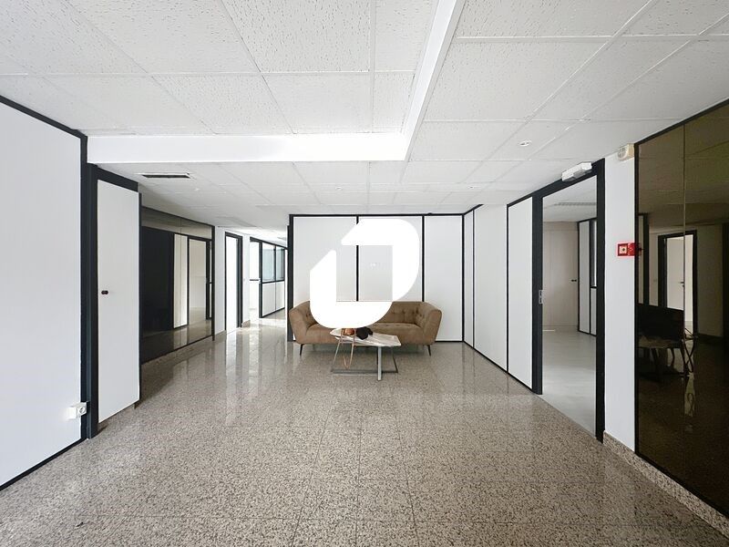 IMMPROVE vous propose, à la location, au sein d'u