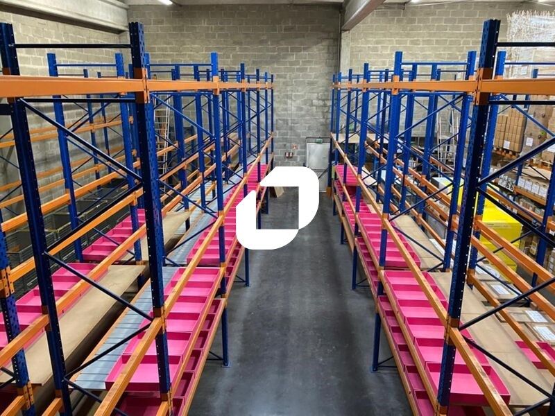 Au coeur du parc d'activité de Mery Sur Oise et d