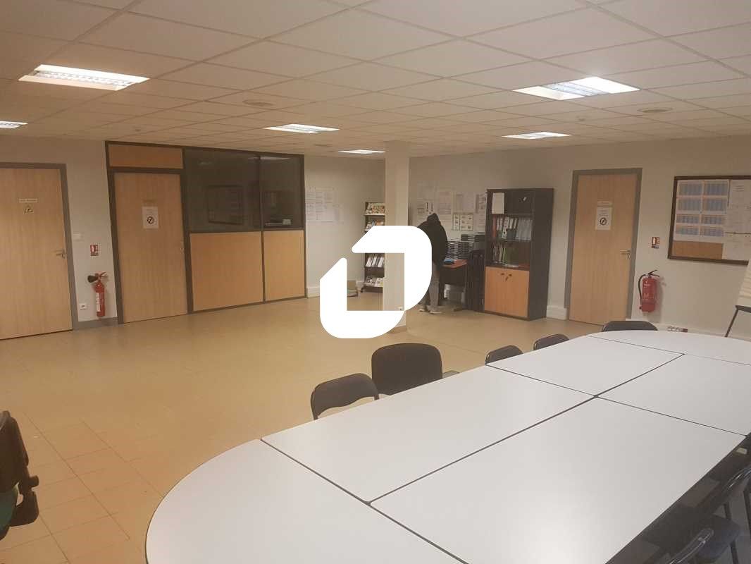 IMMPROVE vous présente à la location un spacieux 