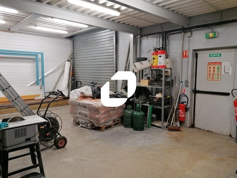 Au coeur de la zone d'activité du Plessis Bouchar