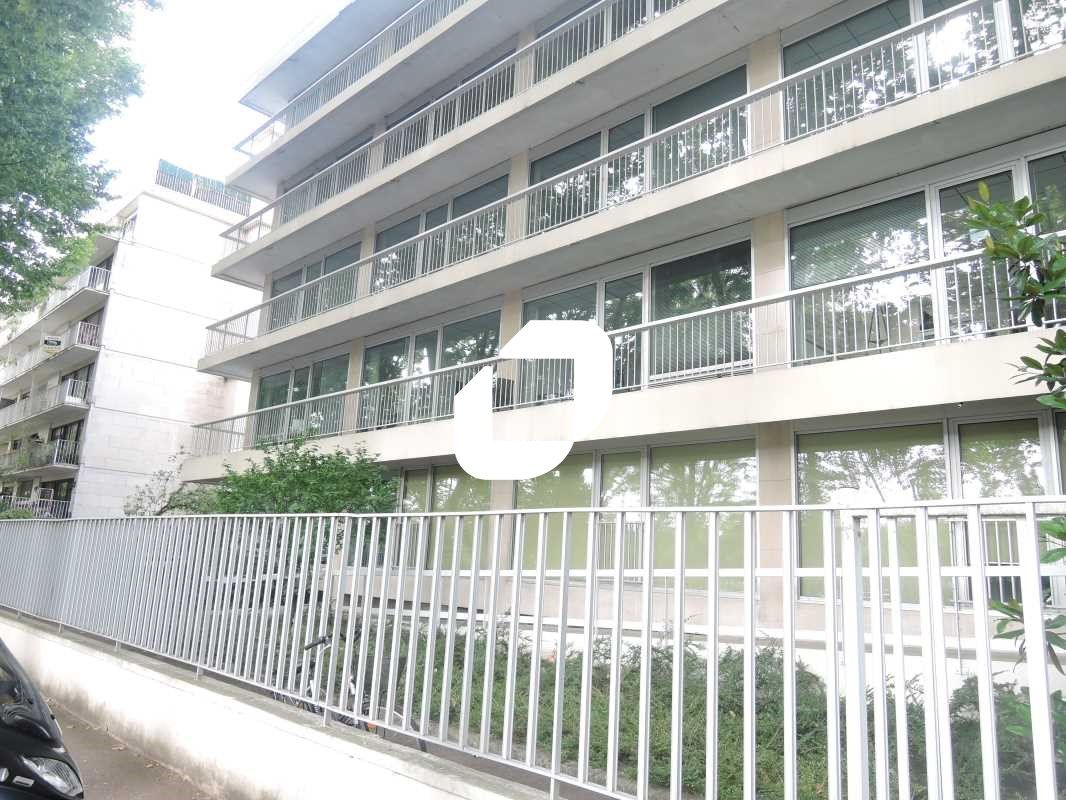 Bureaux à louer en bord de Seine. IMMPROVE vous p