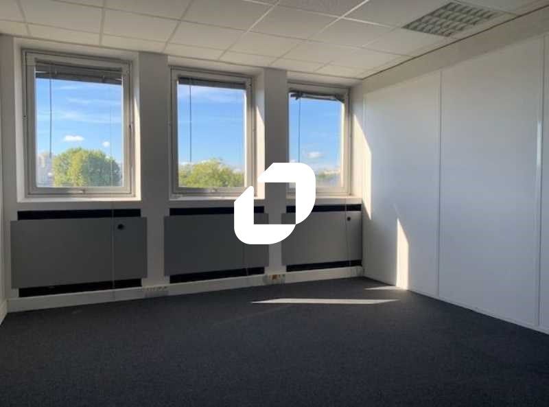 Immprove vous propose, dans un immeuble de bureau