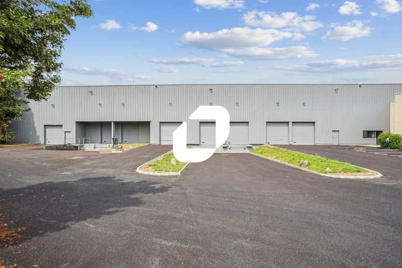 Au coeur de la zone des Églantiers à Lisses, à pr