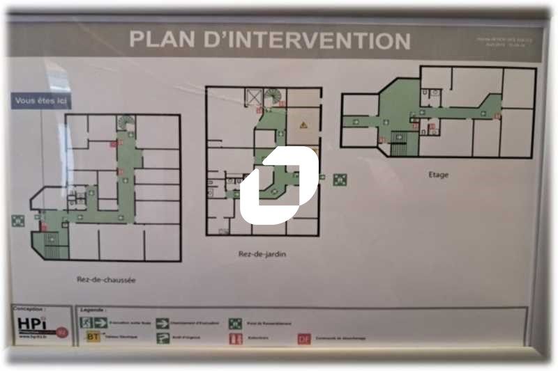 Vente entrepots 767 m² non divisibles