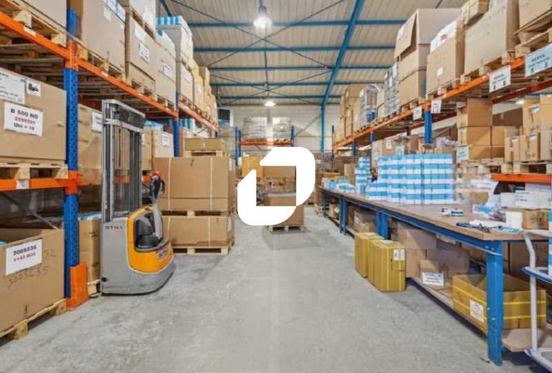 Situés au coeur de la ZI de Morangis à proximité