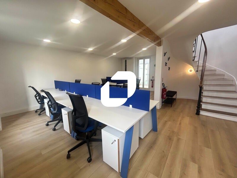 Rare sur le secteur ! Au pied de la gare d'Enghie