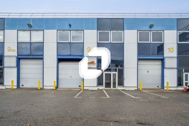 Au bord des quais de Seine, IMMPROVE vous propose