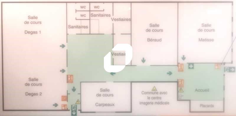 Vente locaux commerciaux 285 m² non divisibles