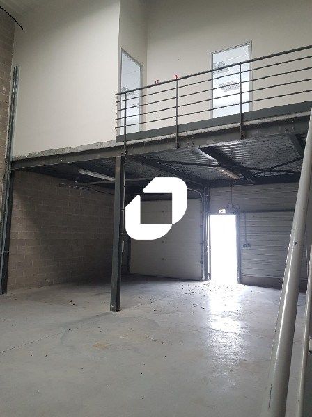 Ce local d'activité parfaitement situé en zone in