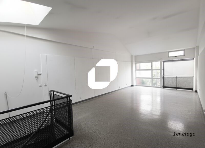 À proximité immédiate du Parc Montsouris et du Sq