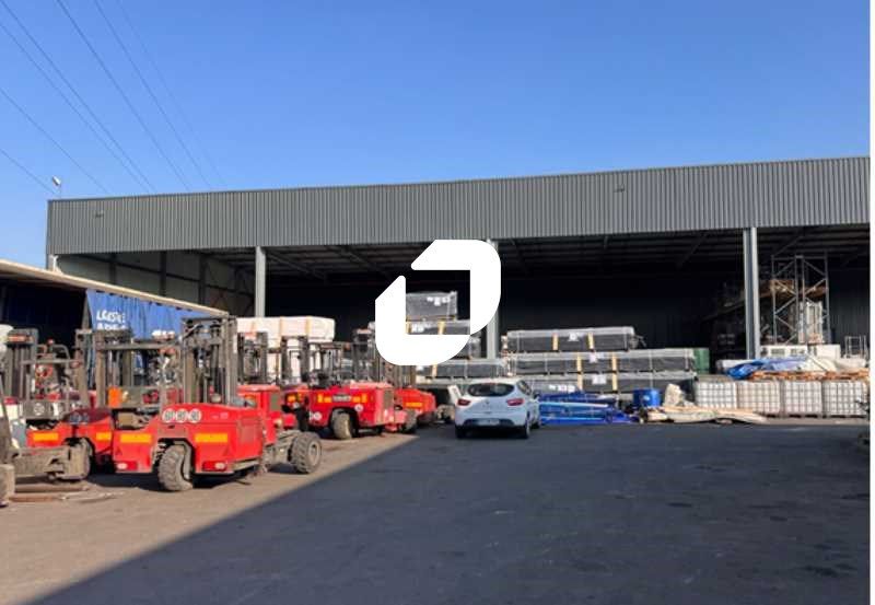 Immprove vous propose à HOUPLINES, dans la ZI des