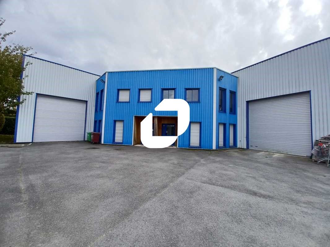 Au seine de la zone industrielle des Tuileries à