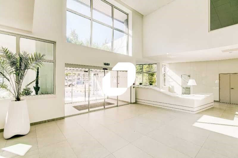 QUARTIER D'AFFAIRES MONT D'EST Situés à Noisy-le