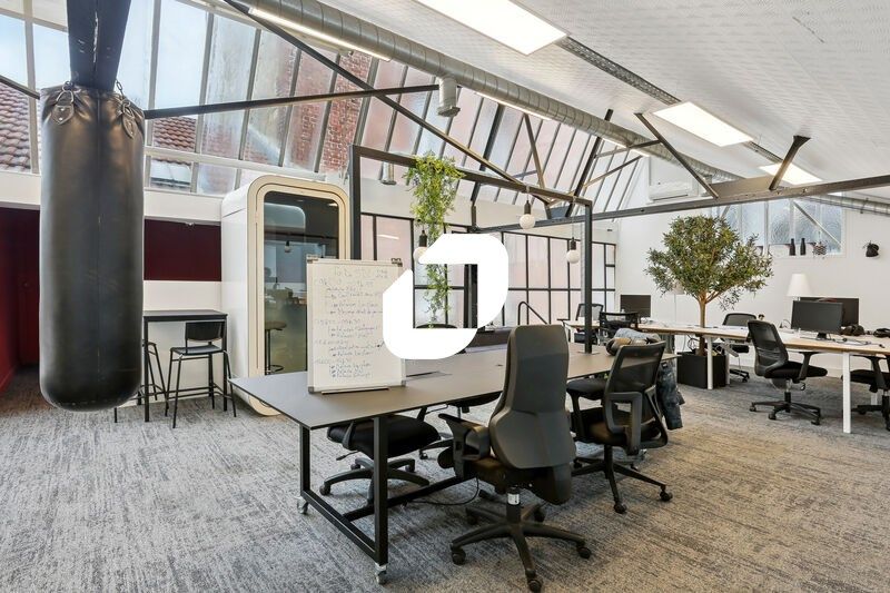 Rare ! Bâtiment indépendant en coeur de ville, à