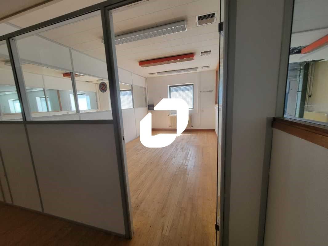 À MENNECY, IMMPROVE propose à la location des bur