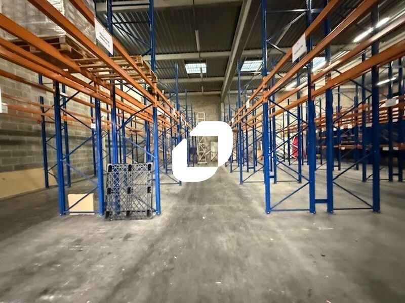 Au coeur du parc d'activité de Mery Sur Oise et d