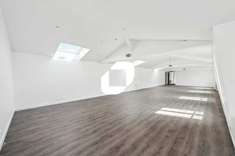 A proximité du RER A et des commerces, Immprove v