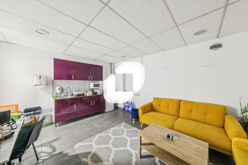 IMMPROVE propose à la vente un local commercial o