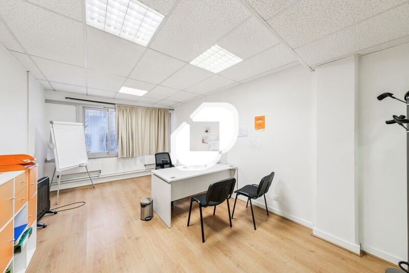 IMMPROVE propose à la vente un local commercial o