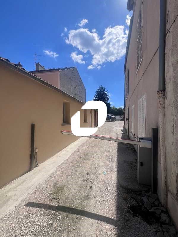 Idéal profession libérale ! Situé dans un secteur