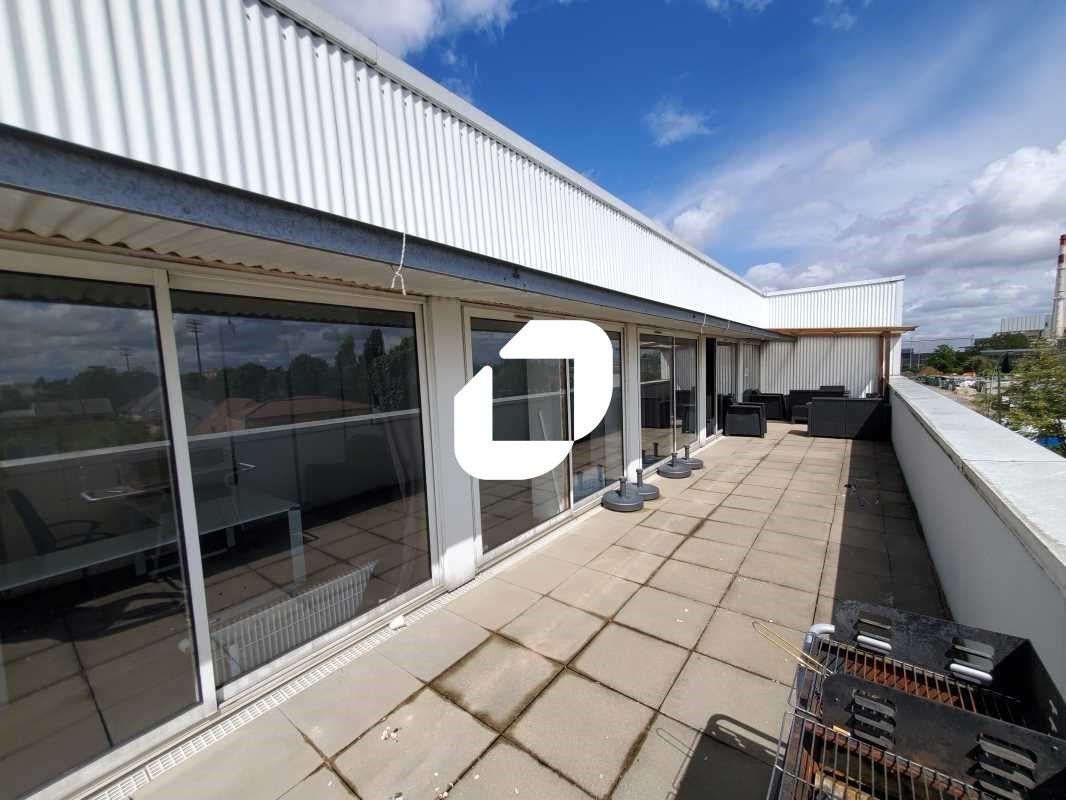 Au sein de la Zone Industrielle des Ardoines, IMM