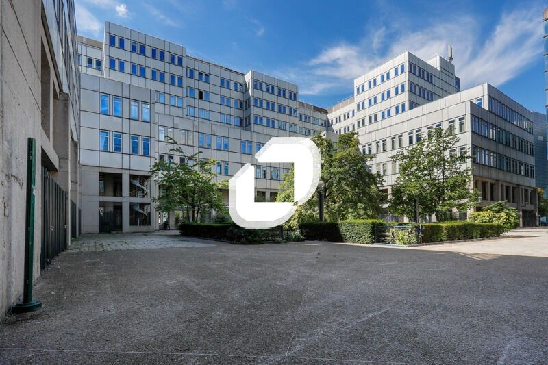 PRESTATIONS DE QUALITÉ Situé au coeur du quartie