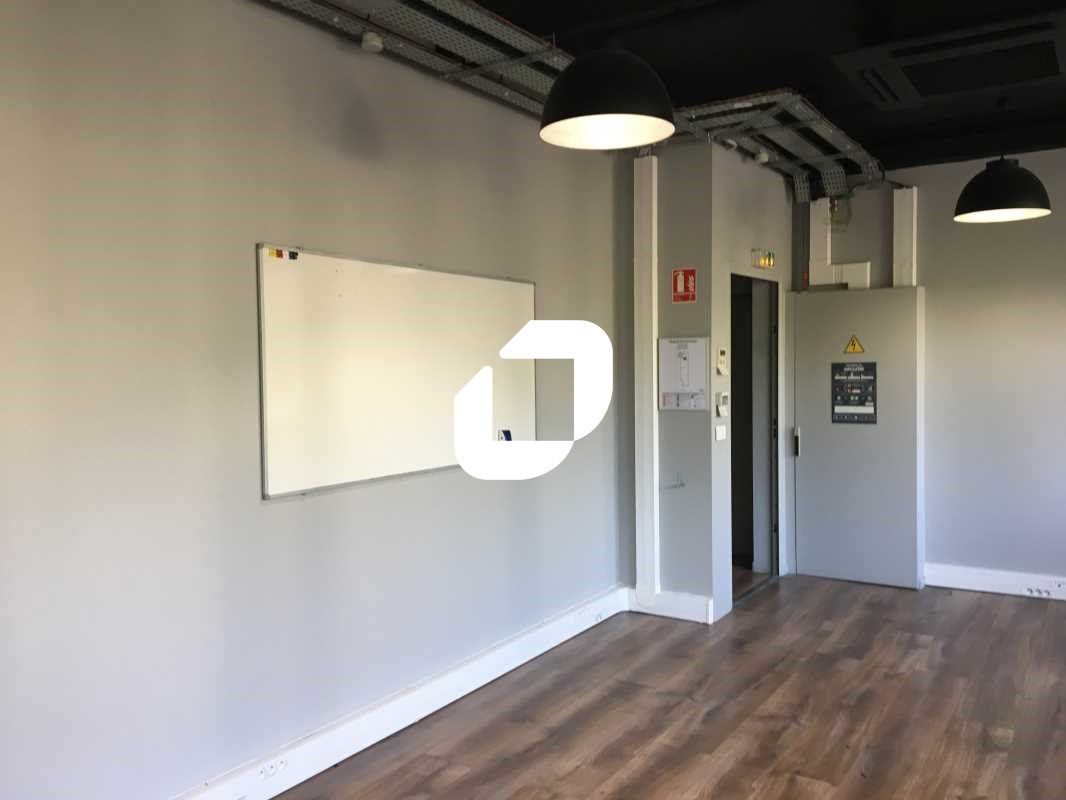 Situés à Fontenay-sous-Bois, à proximité immédiat