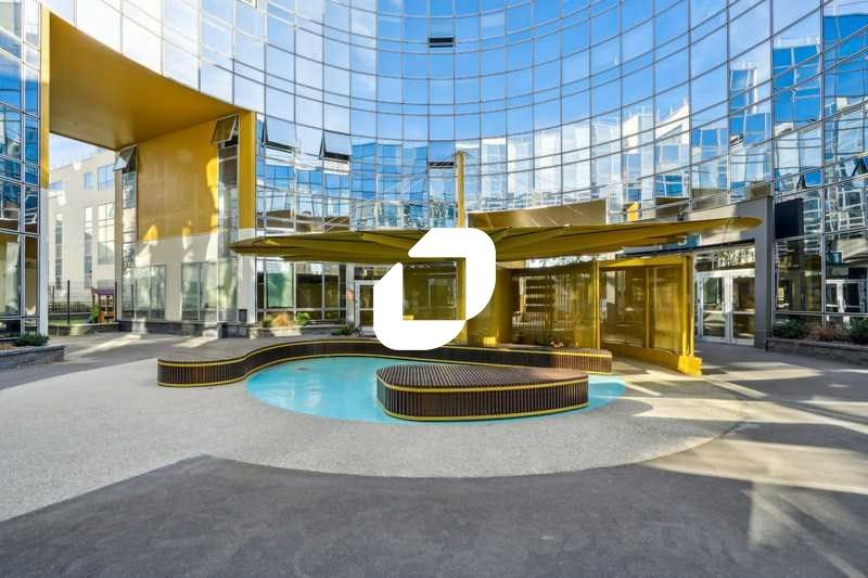 Au sein de l'immeuble l'Odyssée, dans le quartier