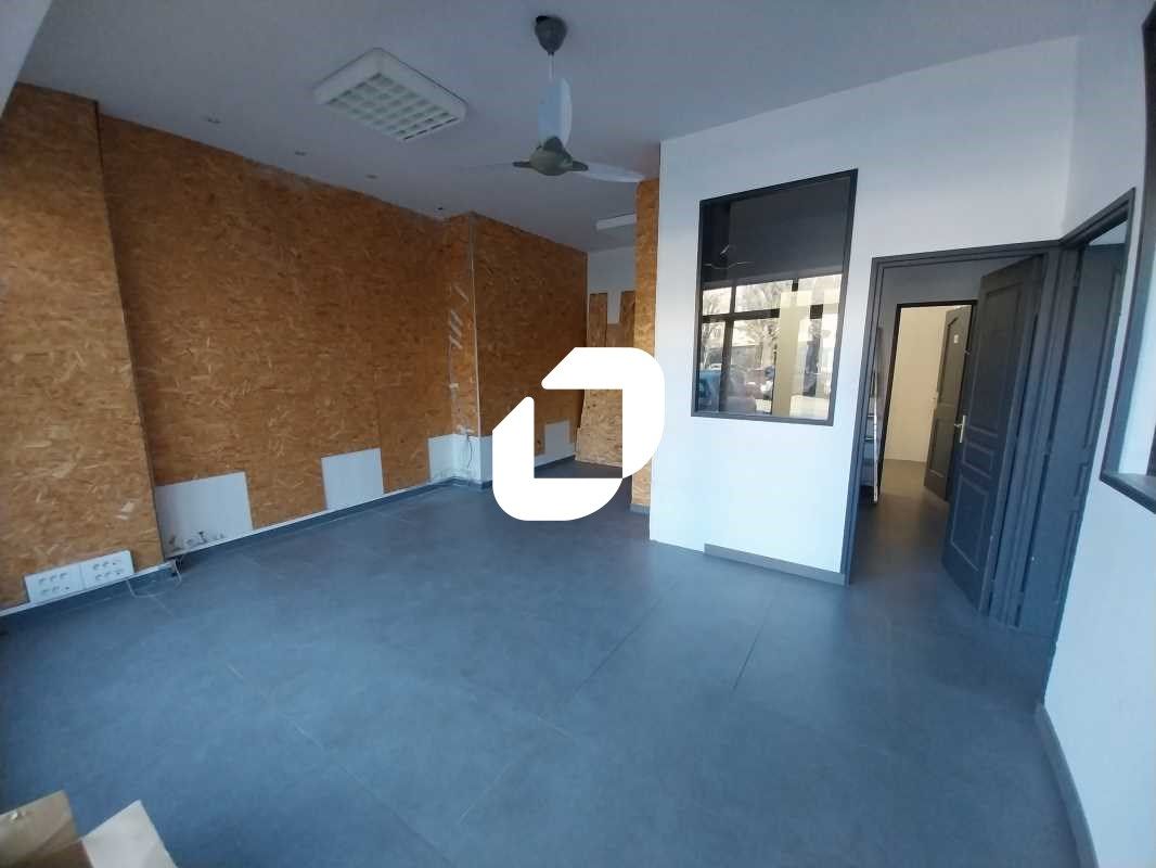 Au PECQ, au sein des commerces du Mexique, Immpro