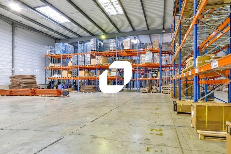 Situé sur la commune de Saint-Thibault-Des-Vignes