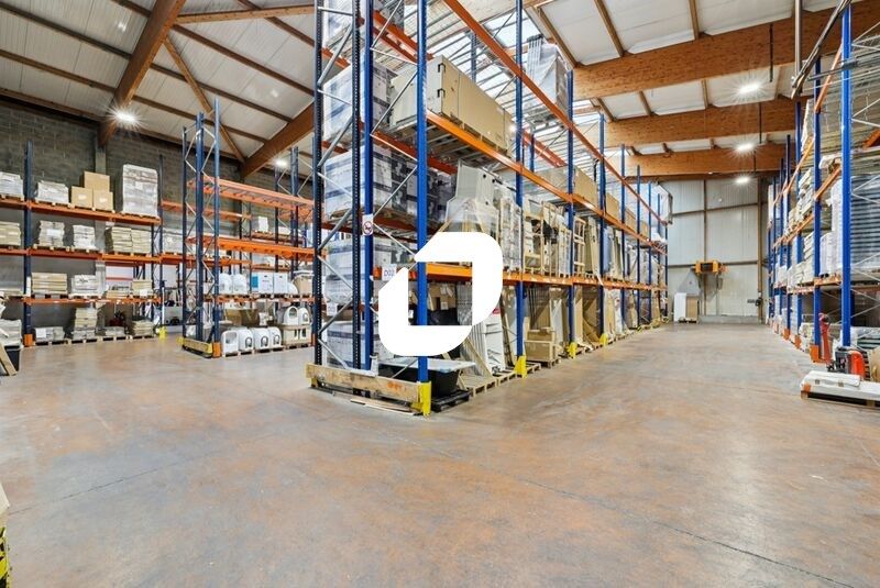 Idéalement situé à proximité directe de la Nation