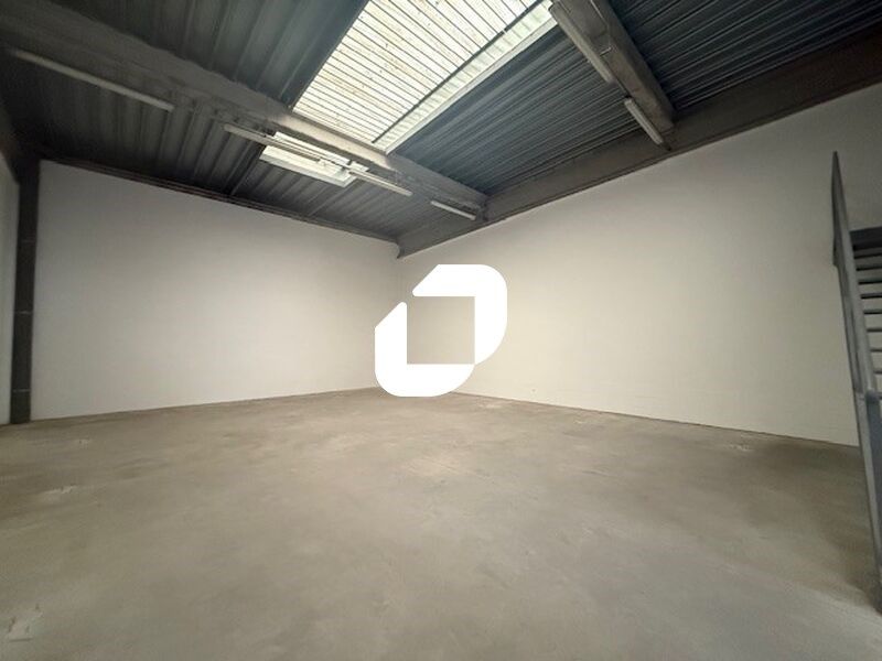 Au coeur de la zone commerciale de Chambly, IMMPR