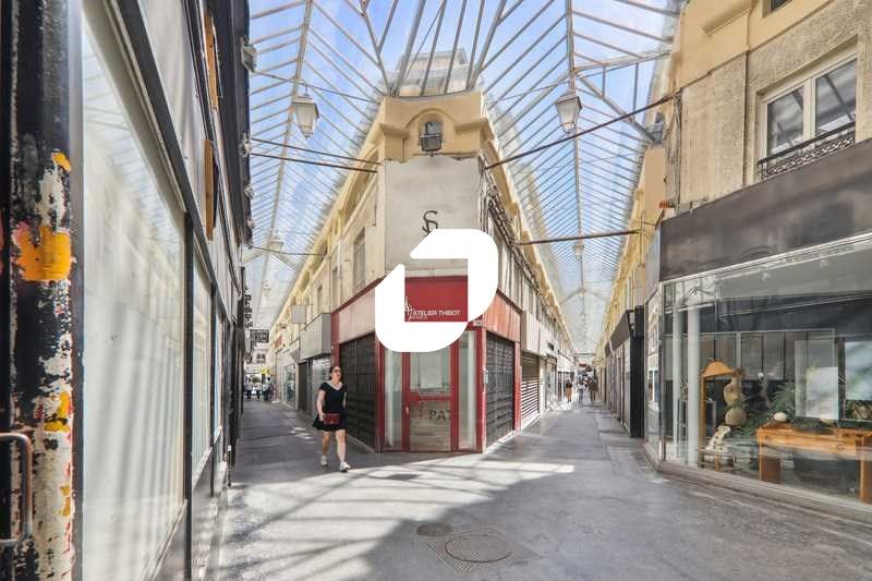 Au sein d'un passage historique, IMMPROVE vous pr