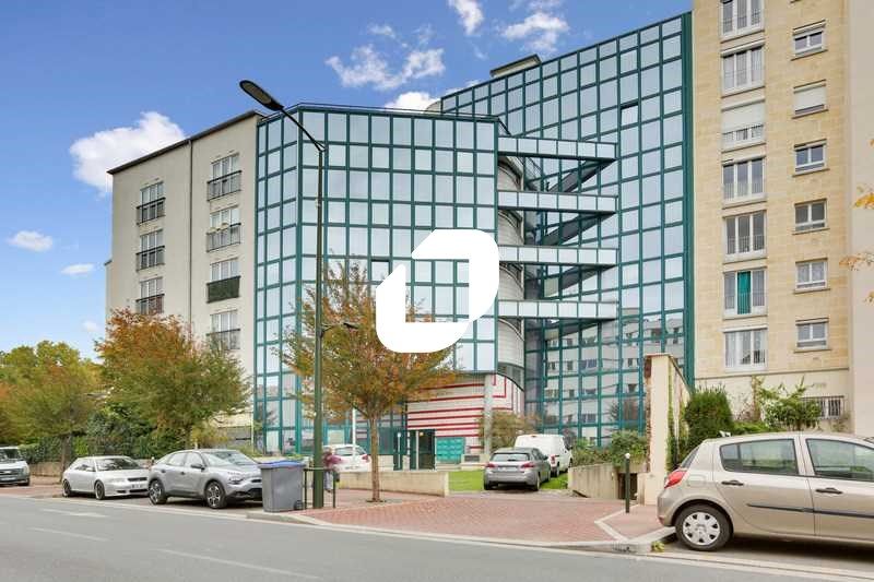 IMMPROVE vous propose , dans un immeuble de bon s