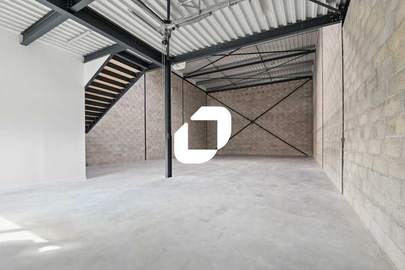 A Villemoisson-sur-Orge, a proximité de l'autorou