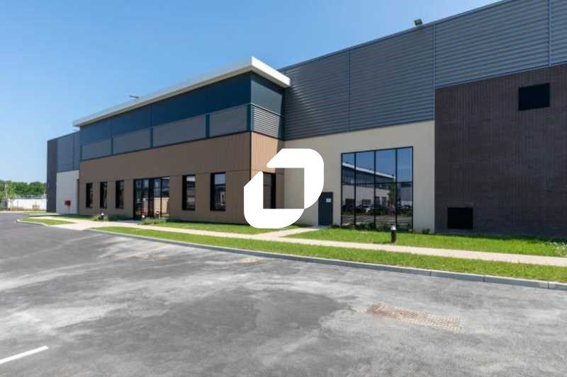 Situé au coeur de la zone d'activité dynamique de