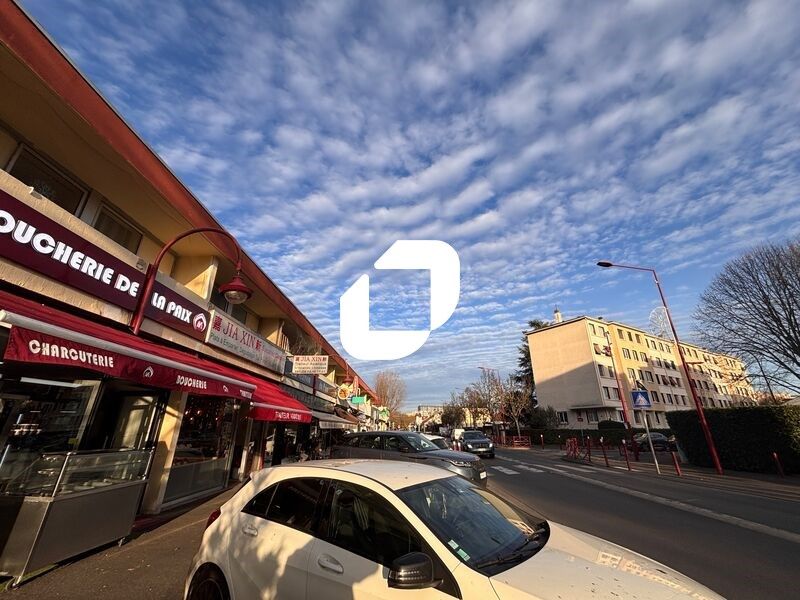 Immprove vous propose un local commercial en loca