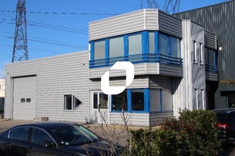 Située dans la zone d'activité de la Fontaine de 