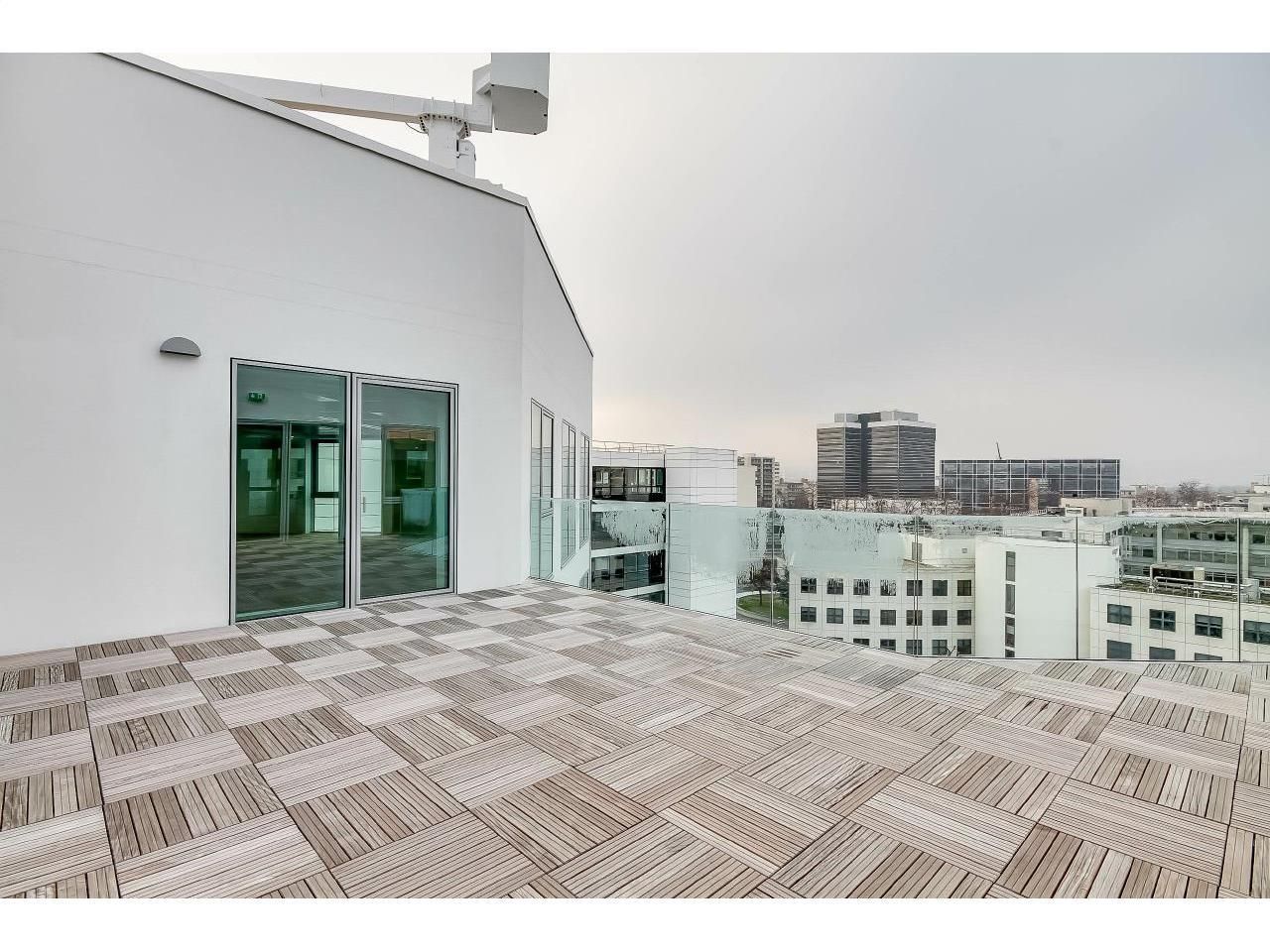 1819 m² pour ce bureaux en location à Rueil-malmaison