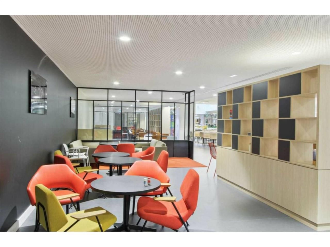 Location Bureaux 17535.95 m² divisibles 75012 Paris