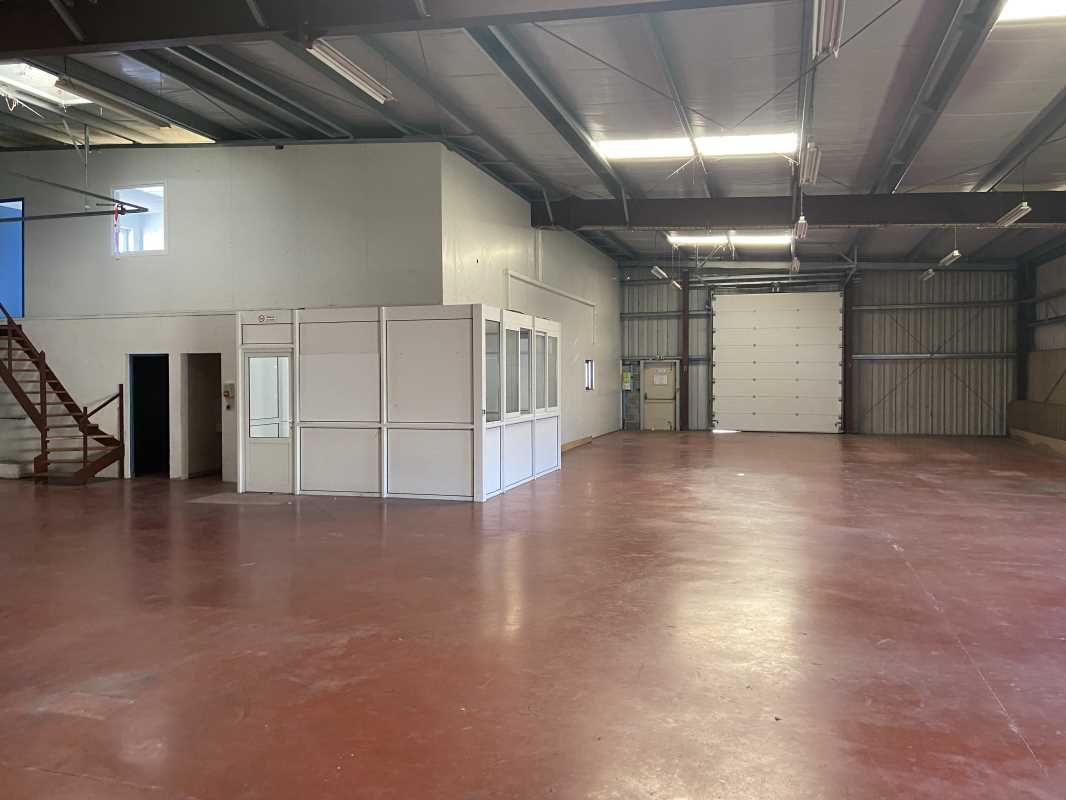 Fair-re vous propose à la location un bâtiment d'